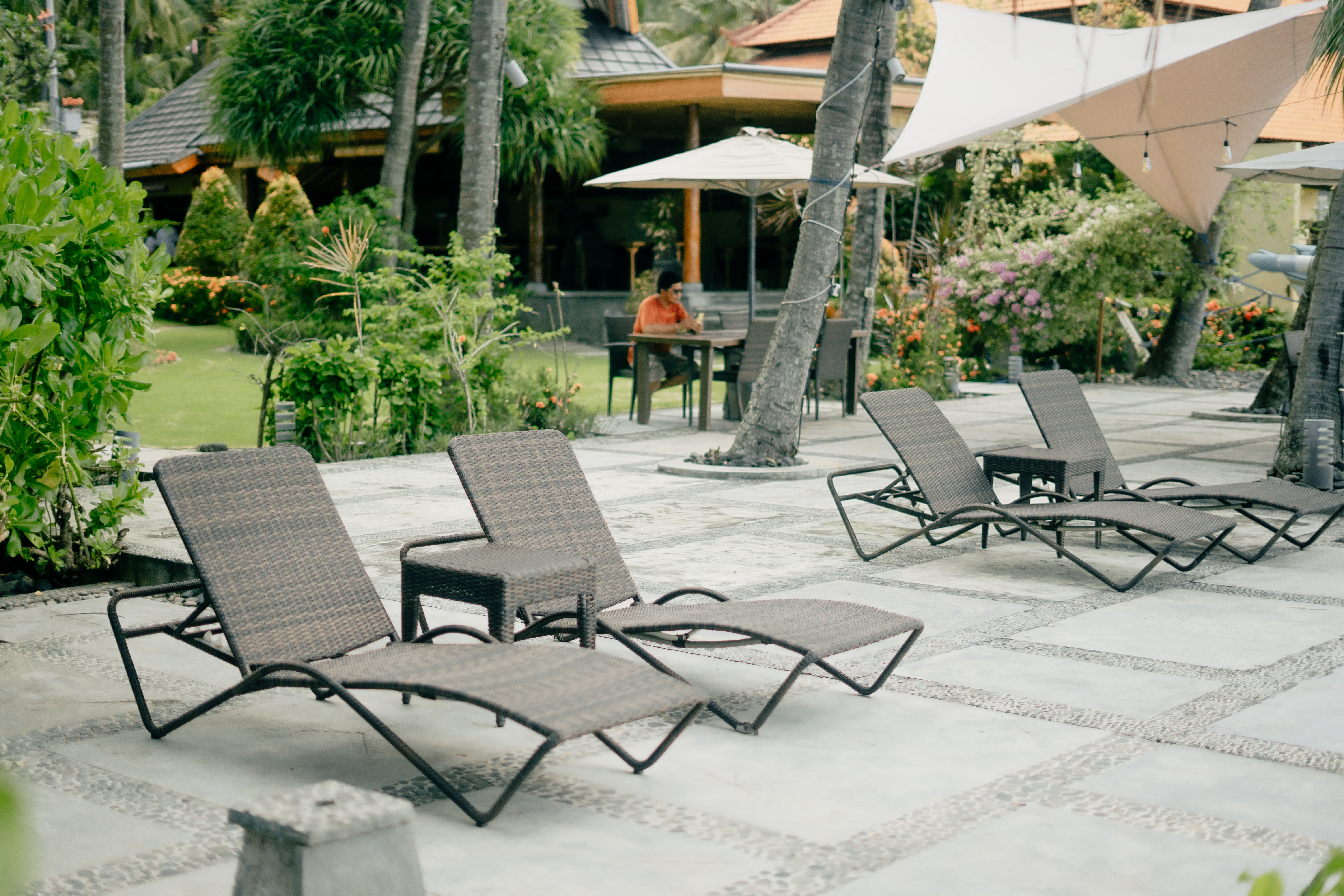 Beachfront Lounge